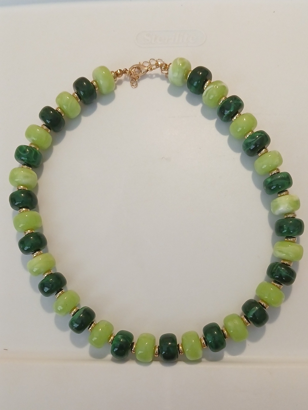 Fashion Jewelry Two-Tone Green Bead Necklace with Gold Accents